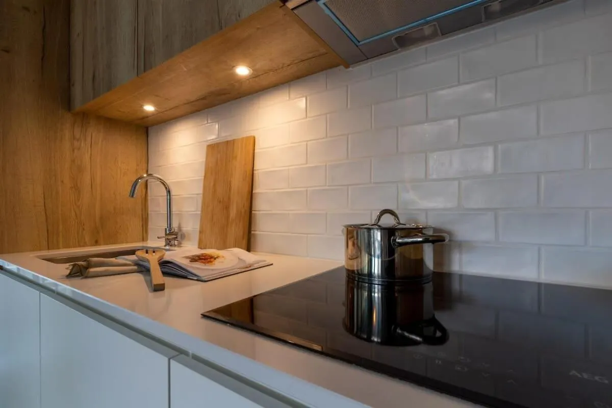 Huswell - Queen At Sea: Modern 2 Bedroom Apartement 奥斯滕德 0*,  比利时