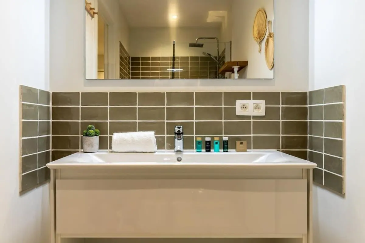 Huswell - Queen At Sea: Modern 2 Bedroom Apartement 奥斯滕德 公寓